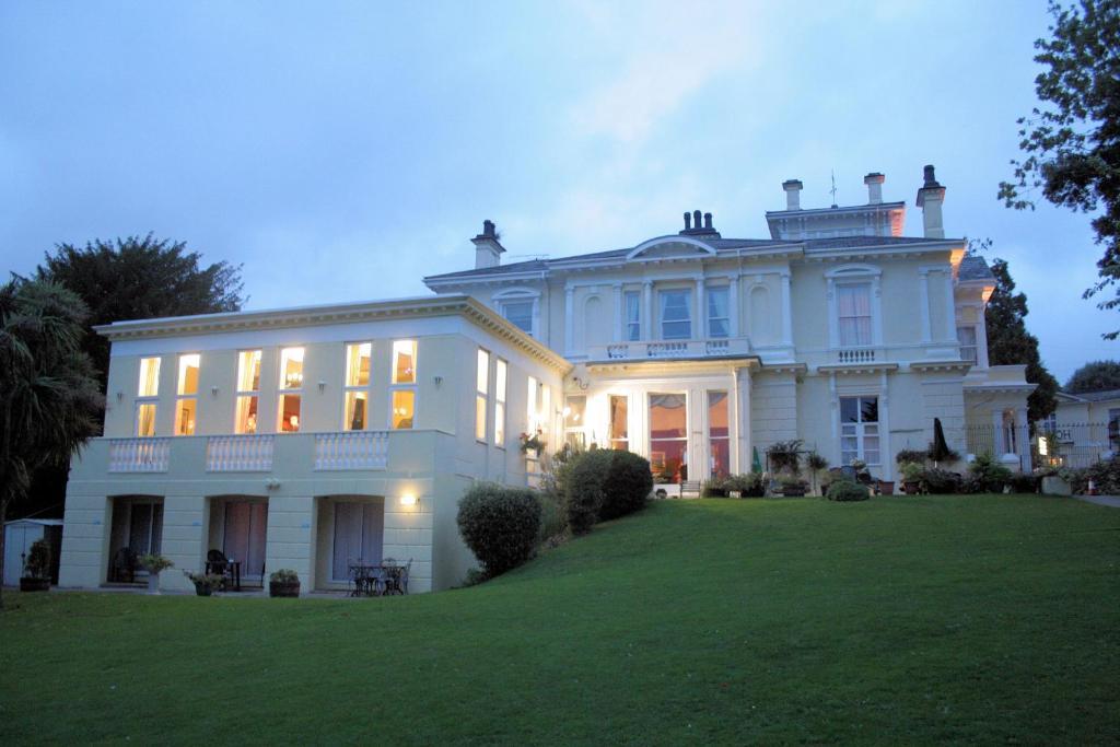 Howden Court Hotel トーキー エクステリア 写真